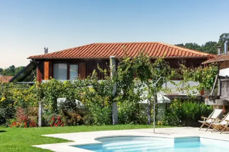 Maison à Eira Vedra, Maison confort en campagne d'Eira-Vedra avec piscine partagée - L1061594