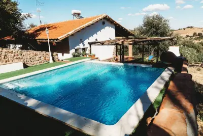 Villa à Monesterio, Villa paisible à Monesterio avec piscine privée - L1061596