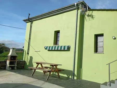 Maison chaleureuse à Grandas de Salime avec vue sur la montagne - Photo 2