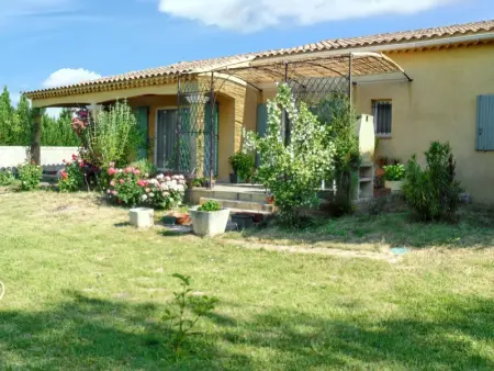 Maison à L'Isle sur la Sorgue, Maison charmante à L'Isle-sur-la-Sorgue avec jardin clôturé - L1061602