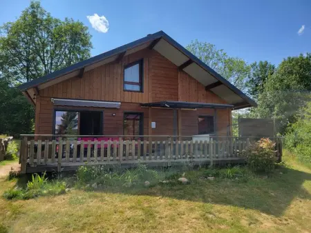 Chalet à Xonrupt Longemer, Chalet spacieux à Xonrupt-Longemer avec spa et vue montagne - L1061610