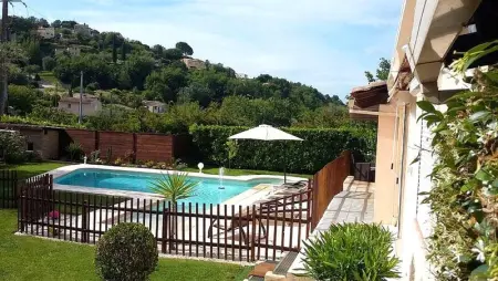 Villa à La Gaude, Villa spacieuse avec piscine privée à La Gaude - L1061666