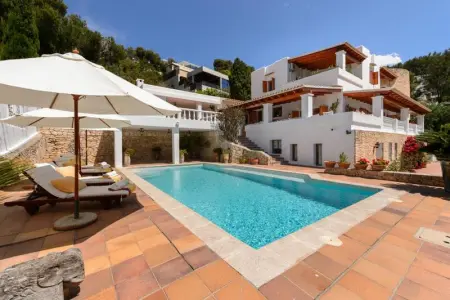 Villa spacieuse à Santa Eulalia : vue mer & montagne, piscine privée - Photo 1