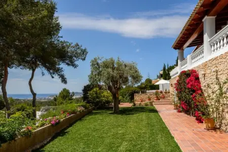 Villa spacieuse à Santa Eulalia : vue mer & montagne, piscine privée - Photo 35