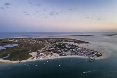 Villa charmante à Quelfes avec piscine partagée - Photo 21