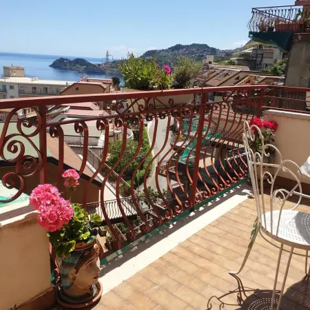 Maison charmante vue mer à Letojanni avec terrasse - Photo 16