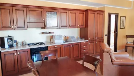 Charmant appartement avec vue sur la montagne, Appartement 4 personnes à Montagnareale - Photo 1