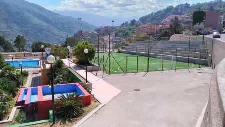 Charmant appartement avec vue sur la montagne, Appartement 4 personnes à Montagnareale - Photo 5