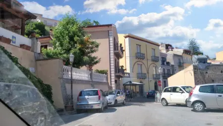 Charmant appartement avec vue sur la montagne, Appartement 4 personnes à Montagnareale - Photo 10