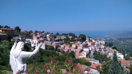 Charmant appartement avec vue sur la montagne, Appartement 4 personnes à Montagnareale - Photo 13