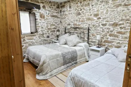 Maison spacieuse avec jacuzzi, vue sur la montagne et proche de Tineo - Photo 18