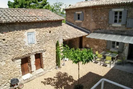 Villa spacieuse à Oppède avec piscine et vue imprenable - Photo 7