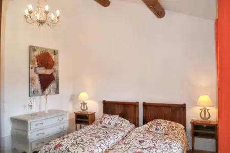 Villa spacieuse à Oppède avec piscine et vue imprenable - Photo 14