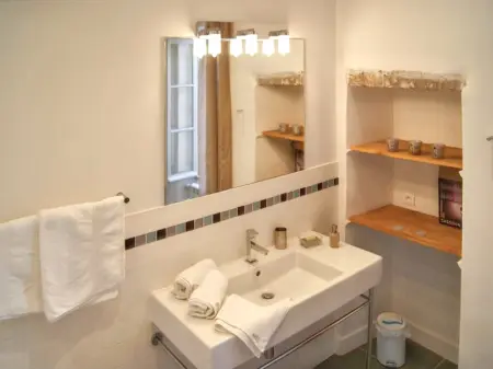 Villa spacieuse à Oppède avec piscine et vue imprenable - Photo 15