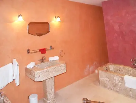 Villa spacieuse à Oppède avec piscine et vue imprenable - Photo 18