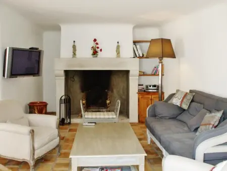 Maison de charme à Mollégès avec piscine privée - Photo 2