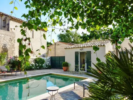 Maison de charme à Mollégès avec piscine privée - Photo 7