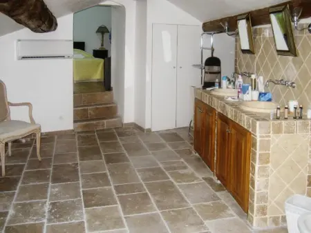 Maison de charme à Mollégès avec piscine privée - Photo 30