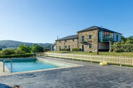 Villa à Outeiro San Sadurniño de Ferrol Terra, Villa Luxueuse à Outeiro - Piscine privée - L1061914