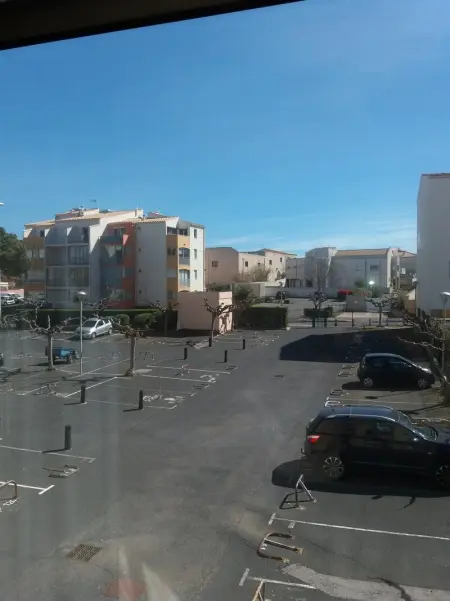 Charmant studio à Agde de 21 m² avec terrasse vue ville - Photo 6