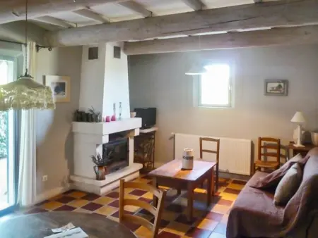 Maison charmante à Oppède avec vue sur la montagne - Photo 6