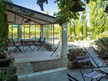 Maison charmante à Oppède avec vue sur la montagne - Photo 13