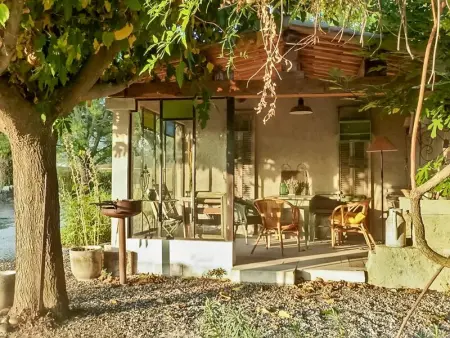 Maison charmante à Oppède avec piscine partagée - Photo 3