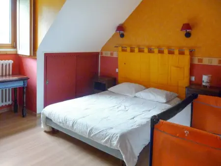 Maison de caractère à Plougrescant avec jardin et parking. - Photo 10