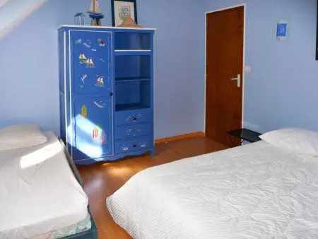 Maison de caractère à Plougrescant avec jardin et parking. - Photo 11