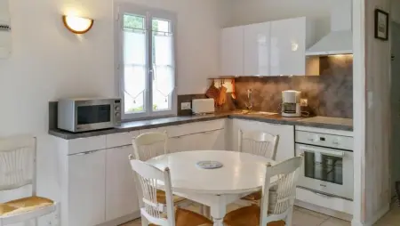 Maison charmante à Le Bois-Plage-en-Ré avec piscine partagée - Photo 6