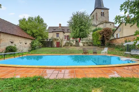 Villa à Lucenay lès Aix, Villa confortable avec piscine privée à Lucenay-lès-Aix - L1062267