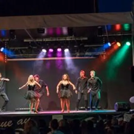 Bungalow charmant à Veuzain-sur-Loire avec piscine partagée - Photo 19