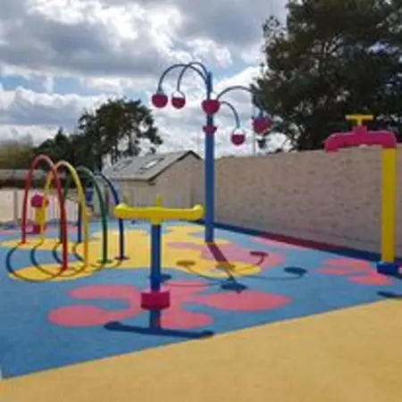 Bungalow charmant à Veuzain-sur-Loire avec piscine partagée - Photo 21