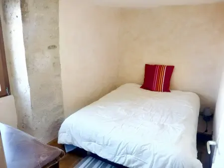 Maison chaleureuse à Lalbenque avec jardin clôturé - Photo 11