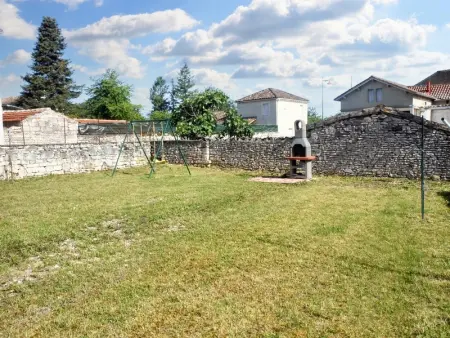 Maison chaleureuse à Lalbenque avec jardin clôturé - Photo 23