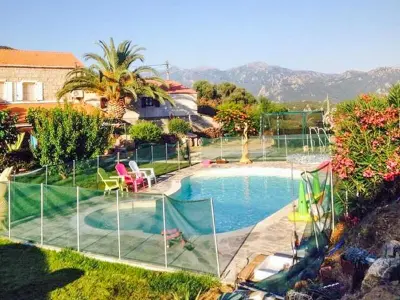 Maison à Sartène, Maison de charme à Sartène avec piscine partagée - L1062331