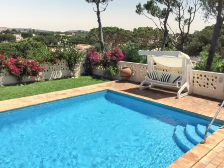 Villa à Vilamoura, Villa élégante à Vilamoura avec piscine privée. - L1062344