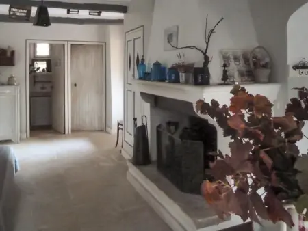 Appartement accueillant avec piscine à Oppède 70 m², vue montagne - Photo 8