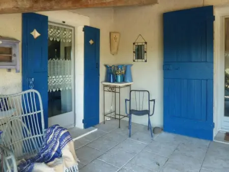 Appartement accueillant avec piscine à Oppède 70 m², vue montagne - Photo 17