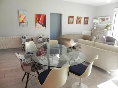 Appartement à Les Sables d'Olonne, Appartement spacieux aux Sables-d'Olonne avec BBQ - L1062387