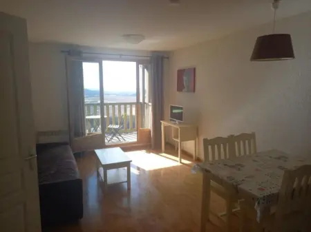 Appartement confortable à Besse - 40 m² avec balcon vue montagne - Photo 4