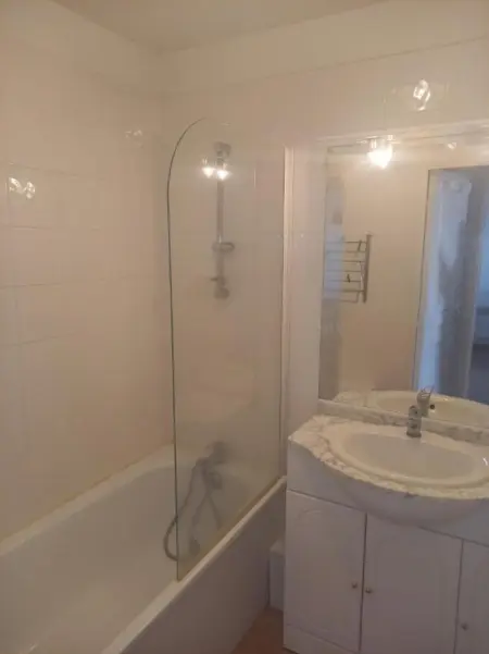 Appartement confortable à Besse - 40 m² avec balcon vue montagne - Photo 8