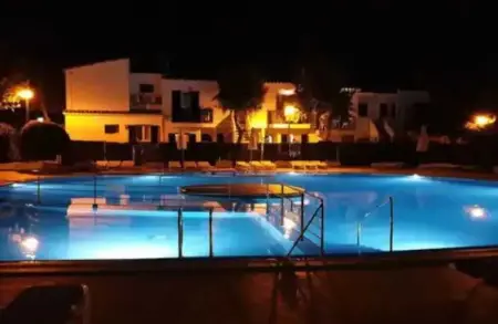 Bel appartement à Cala en Blanes - 45 m² avec piscine partagée - Photo 9