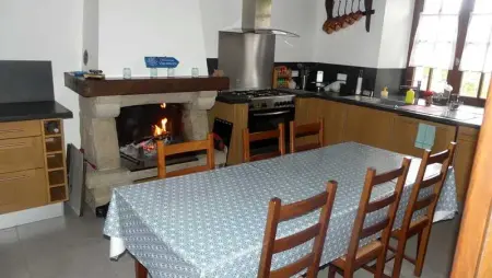 Maison charmante à Sougéal avec superbe jardin - Photo 15