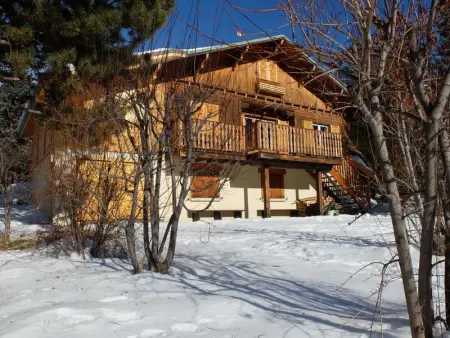 Chalet à Saint Chaffrey, Chalet chaleureux à Saint-Chaffrey avec vue montagne et cheminée - L1062537