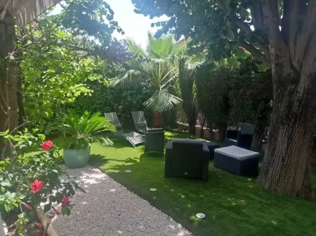 Appartement à Saint Raphaël, Appartement cosy à Saint-Raphaël - 65 m² - Jardin privé - L1062546