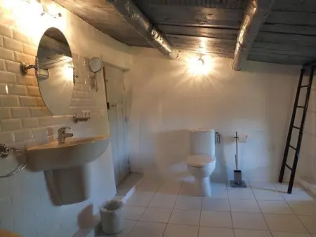 Appartement raffiné à Feliceto - 120 m² avec vue sur montagne - Photo 8