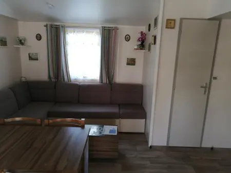 Bungalow cosy à Onzain avec terrasse & piscine partagée - Photo 1