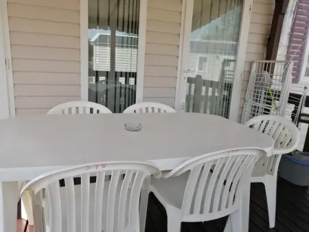 Bungalow cosy à Onzain avec terrasse & piscine partagée - Photo 6