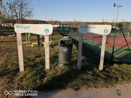 Bungalow cosy à Onzain avec terrasse & piscine partagée - Photo 10